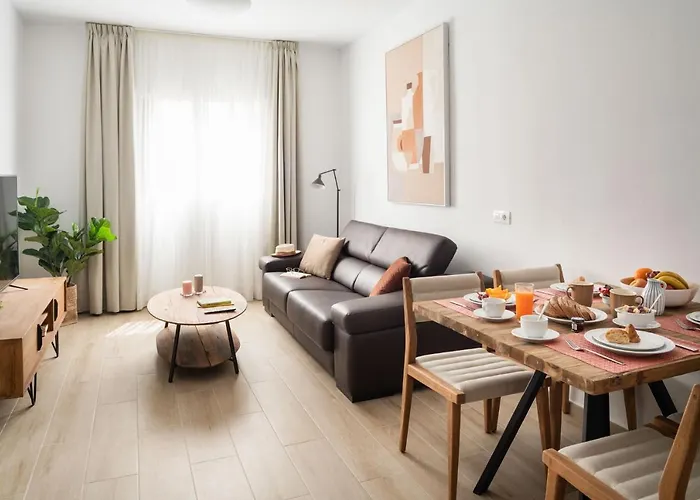 Nazaret Urban Арресифе